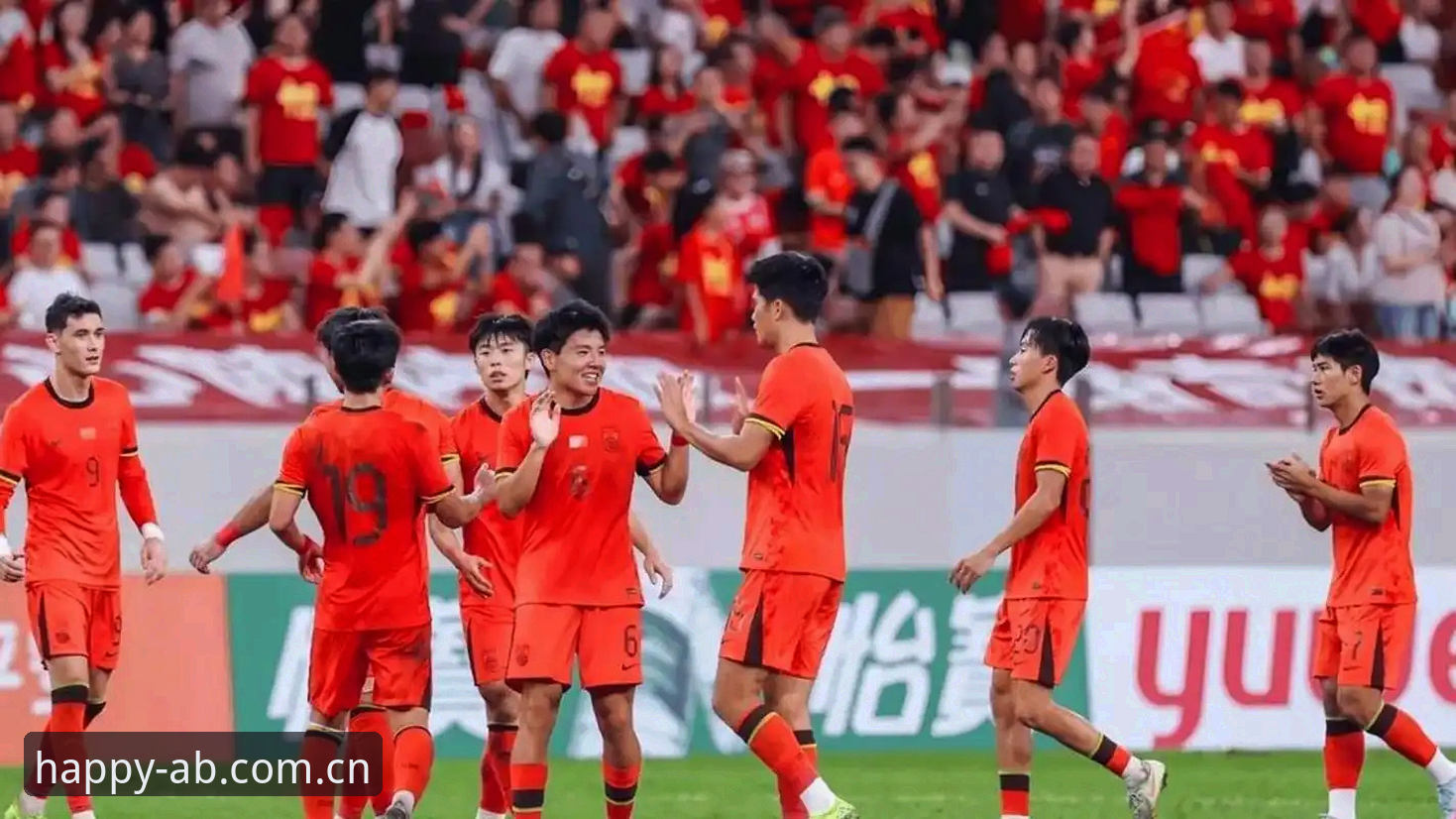 雷暴夜法国三球完胜伊拉克，姆巴佩百场里程碑追平克洛泽——世界杯赛场与AB平台观赛体验深度解析